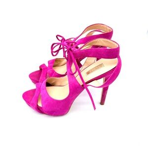 Guess hot fuchsia magenta suede platform heels strappy open toe womens size 8.5